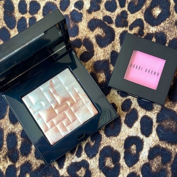 Brand New Bobbi Brown Bundle of Pink Glow Highlighting Powder & Peony Blush - Picture 1 of 9